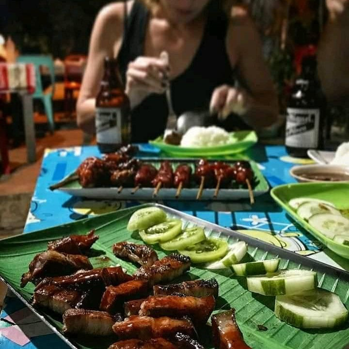 Valmores BBQ Hauz