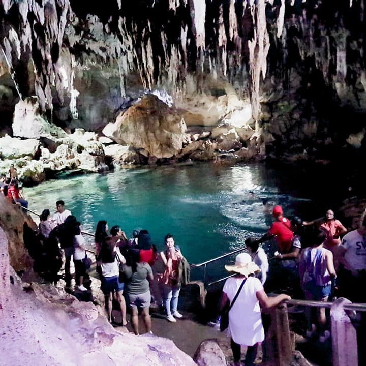 Hinagdanan Cave